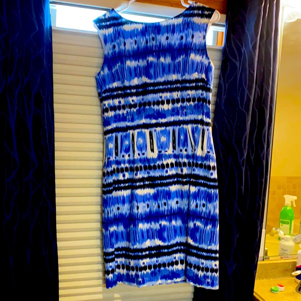 Size 6 Tahari dress